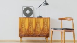 demo-attachment-654-vintage-minimalist-space-PCEV9RQ-1